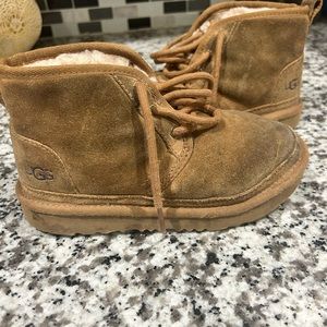 Boys UGG boots. Chestnut size 13